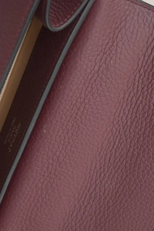Burgundy grained leather Réjane PM top handle bag with detachable shoulder strap