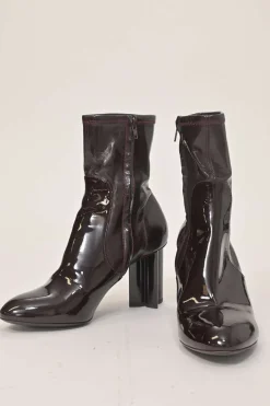 Burgundy patent leather Silhouette pull-on round-toe block heel ankle boots