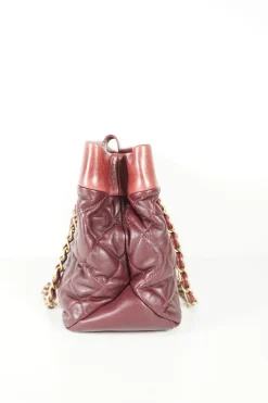 Burgundy quilted lambskin chain shoulder bag