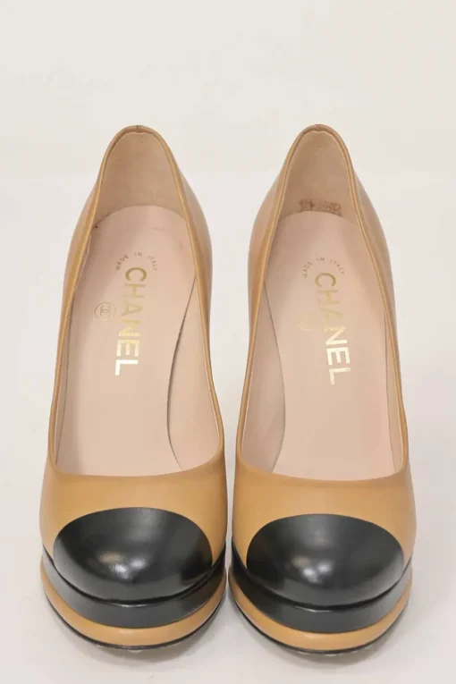 Camel leather round-toe platform block heel pumps with contrasting cap toes