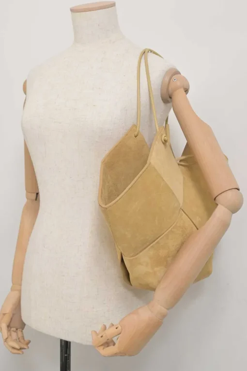 Cane sugar Flower Basket intrecciato suede tote bag