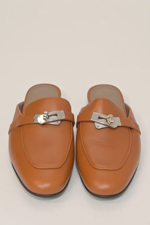 Cognac Heritage calfksin Oz slip-on mules with palladium-plated Kelly buckle