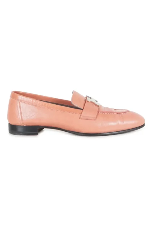 Coral leather slip-on Paris loafers with palladium-plated signature "H" buckle detail