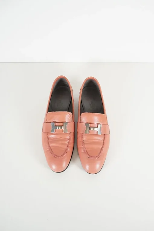 Coral leather slip-on Paris loafers with palladium-plated signature "H" buckle detail