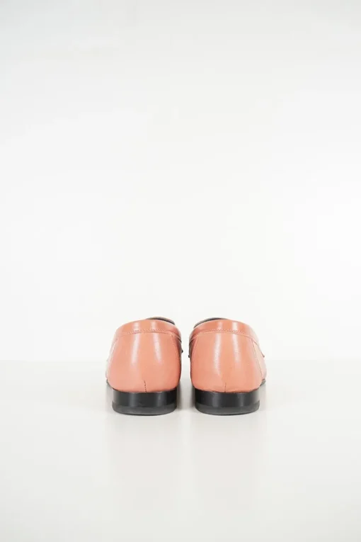 Coral leather slip-on Paris loafers with palladium-plated signature "H" buckle detail