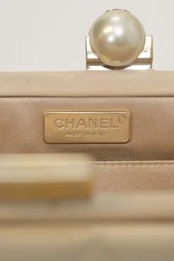 Cream and black matelassé lambskin Baguette Minaudière