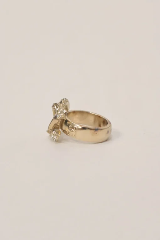 Crystal-embellished gold-finish metal Coco Mark cocktail ring