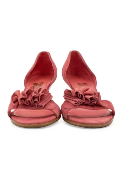 Deep pink suede sandal heel