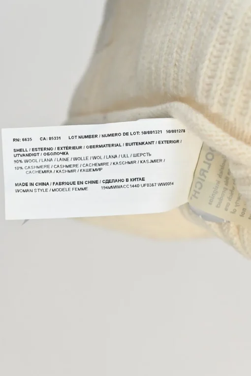 Ecru wool-cashmere blend rib knit beanie with rolled edge