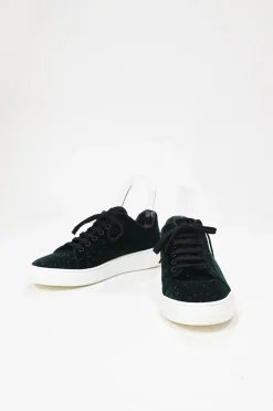 Emerald green laser-cut velvet low-top sneakers