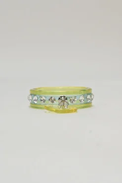 Fluo green crystal-embellished acrylic heart charm bangle