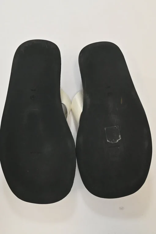 Ginza two-tone leather and suede platform flip flops