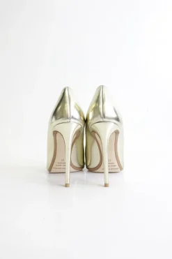 Gold leather pointed-toe pumps