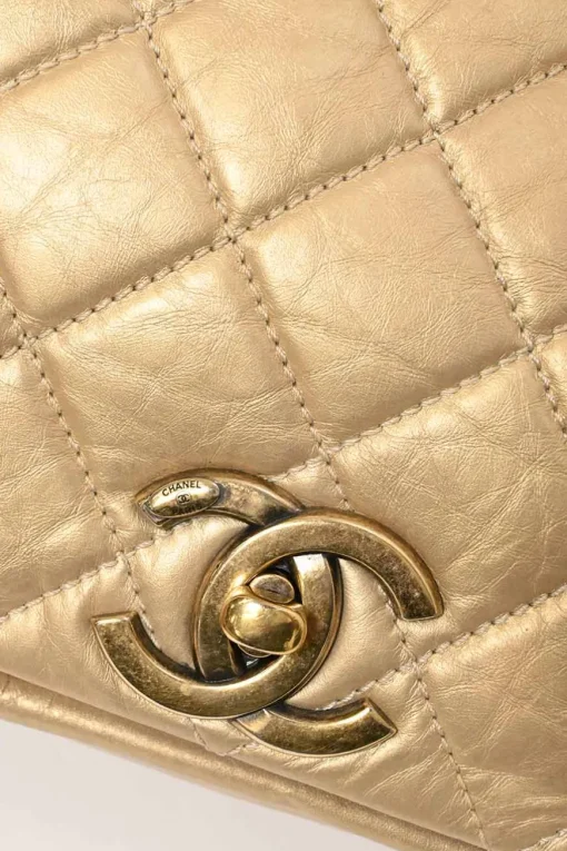 Gold matelassé crinkle lambskin leather Pondicherry Large Flap bag