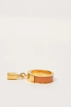 Gold-finish permabrass and leather Loop Charms Cadenas Scarf 90 ring