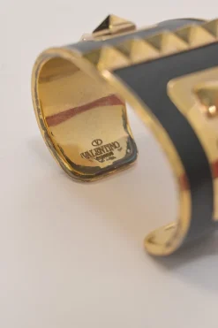 Gold-tone brass and leather Rockstud bangle