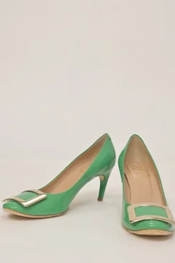 Green patent leather round-toe Trompette comma heel pumps