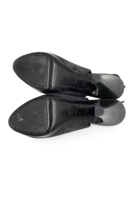 Grey suede and black leather pumps