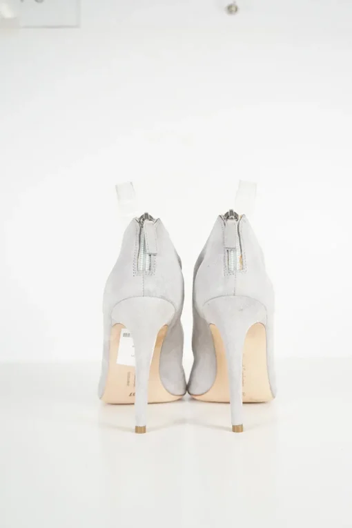 Grey suede cut out bottie pumps