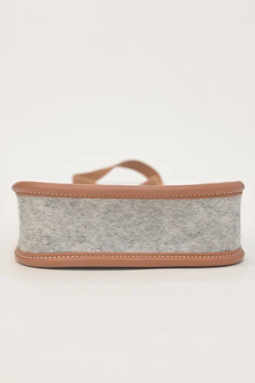 Gris clair felt and brown Swift leather Evelyne 16 crossbody bag