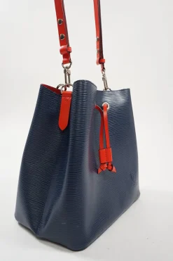Indigo Epi Leather NéoNoé MM Shoulder Bag