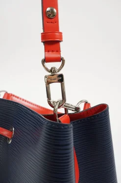 Indigo Epi Leather NéoNoé MM Shoulder Bag