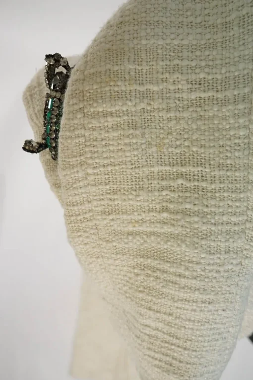 Ivory linen-blend bouclé tweed single breasted shawl collar tie-wast tailored jacket and pencil skirt suit set