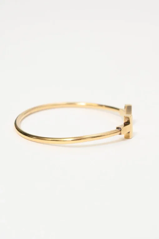18-karat yellow gold Tiffany T Wire bracelet