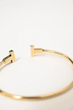 18-karat yellow gold Tiffany T Wire bracelet