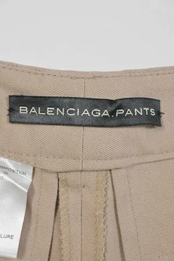 Khaki cotton gabardine low-rise bermudas with turn-up cuffs