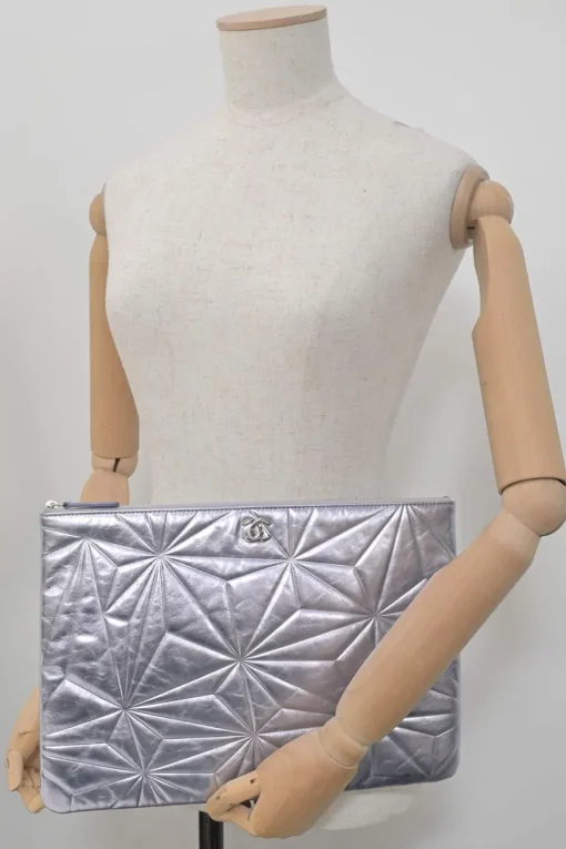 Lilac foiled lambskin leather quilted Large O Case zip pouch