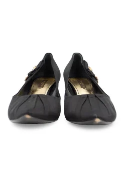 Louis Vuitton Black point toe satin pumps, EU 38.5