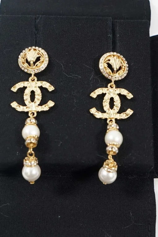 Metal Glass Strass Pearly White Crystal Earrings
