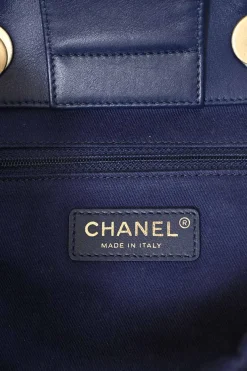 Navy matelassé aged lambskin leather Coco Allure shopping tote