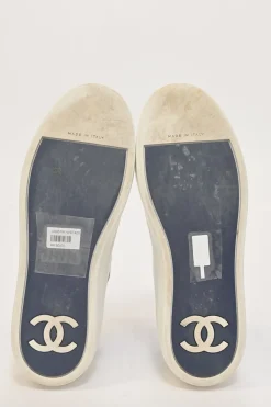Navy two-tone leather and rubber low-top CC sneakers