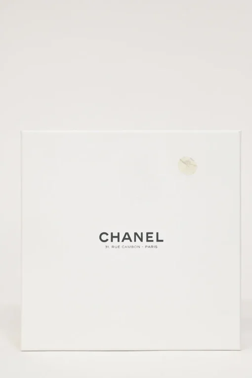 Neutral matelassé lambskin leather top handle vanity case with chain