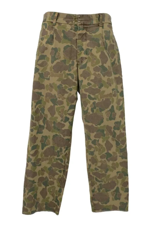 Olive cotton camouflage print pull-on pleat-front trousers