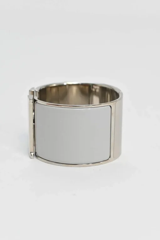 Palladium-plated sterling silver and grey enamel extra wide Clic H bracelet