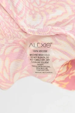 Pink crinkle viscose floral print short tie-waist lounge robe and short set