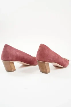 Pink suede and leather Decolleté Belle Vivier square-toe buckle pumps