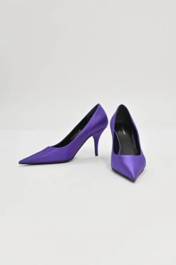 Purple satin and leather pointed-toe knife pumps