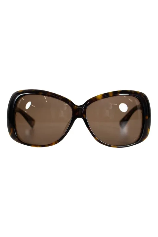 Rectangular tortoise shell acetate sunglasses with brown lenses. Temples have double F signature with two tone crystals