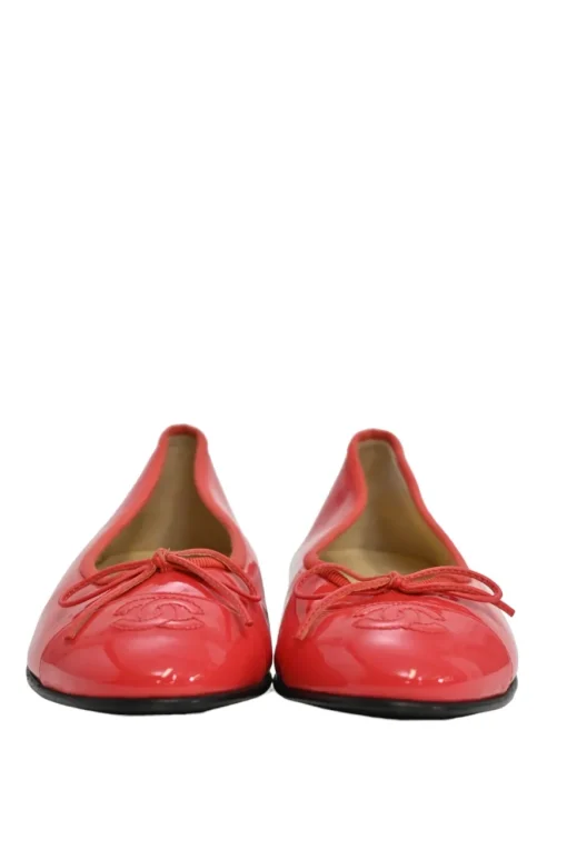 Red patent leather signature bow ballerinas featuring tonal Coco Mark topstitched cap toe