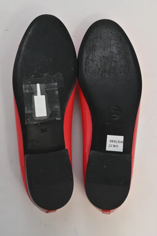 Red patent leather signature bow ballerinas featuring tonal Coco Mark topstitched cap toe