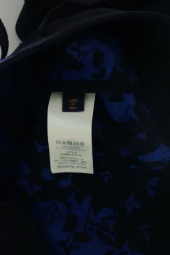 Reversible pants with camo jacquard