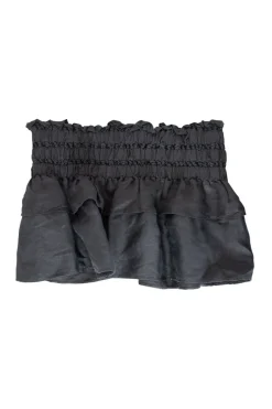 Ruffled black skirt with elastic waist