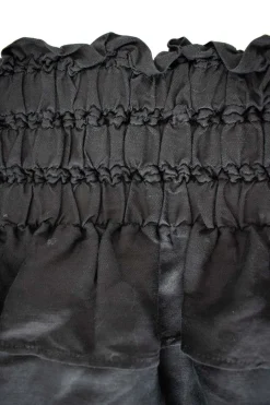 Ruffled black skirt with elastic waist