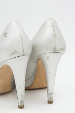 Silver leather wrapped heel &amp; silver metal Double C