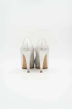 Silver leather wrapped heel &amp; silver metal Double C