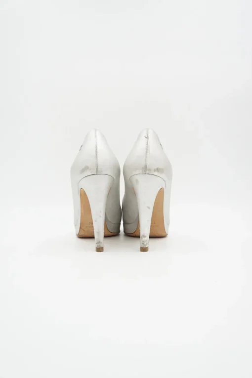 Silver leather wrapped heel &amp; silver metal Double C